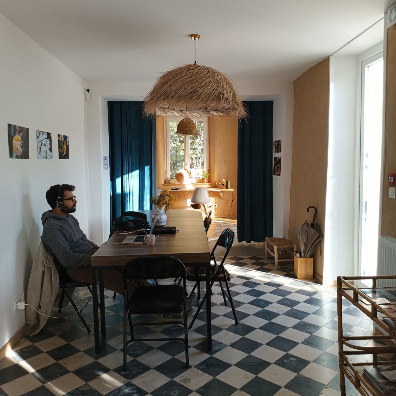 espaces de travail au Tiers-Lab des Transitions à Marseille