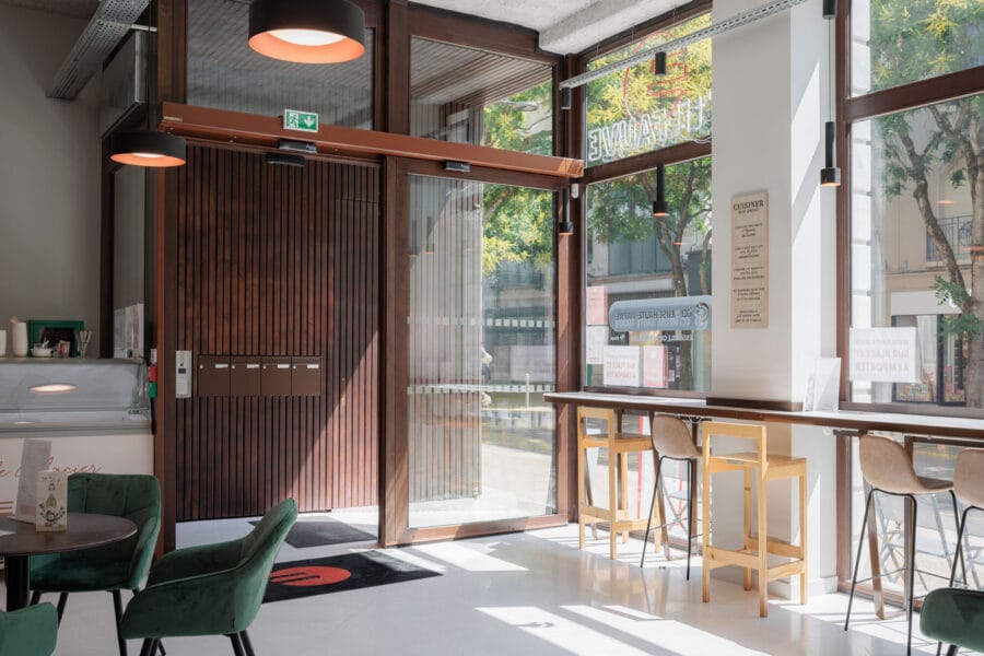 Aux Fabriques Reunies, Salem Mostefaoui