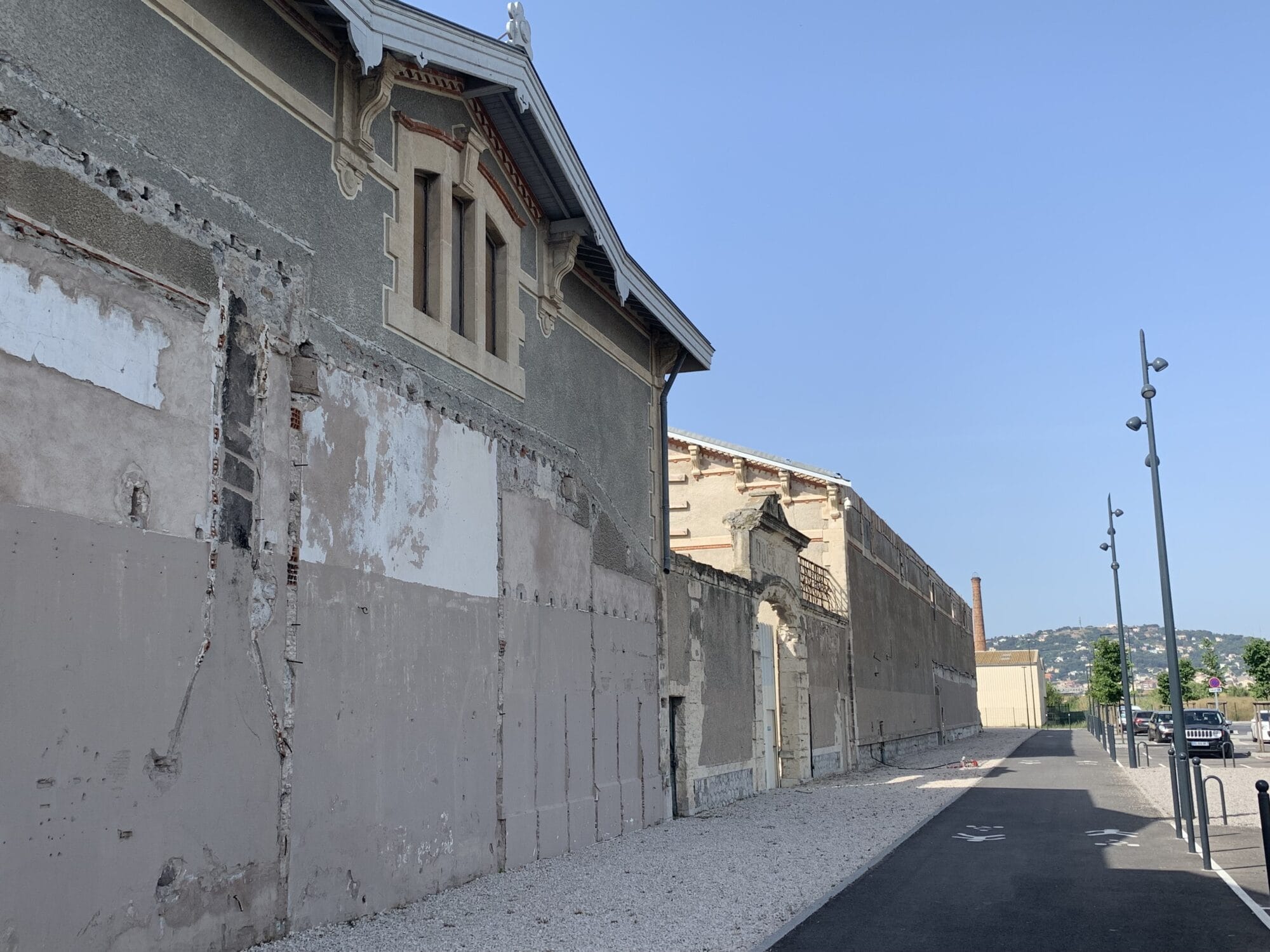 bâtiment existant extérieur, chai des Moulins à Sète